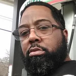 Meet your Posher, Gregory